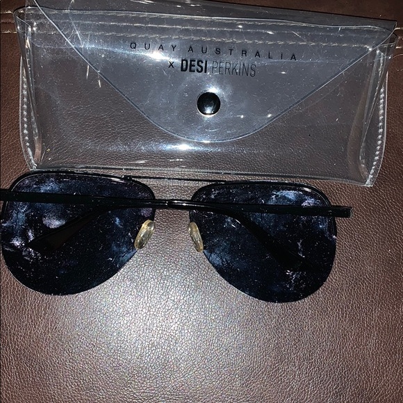 High key Quay sunnies - Picture 2 of 2